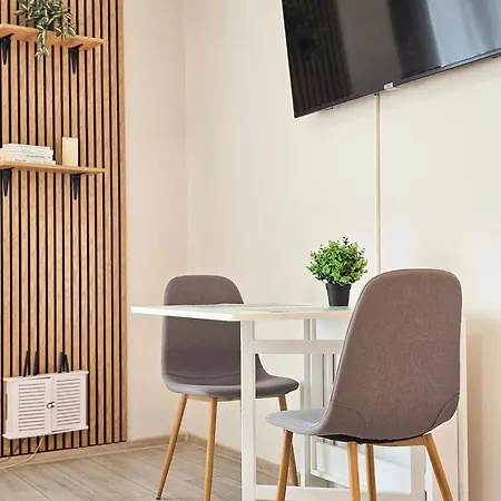 Апартаменти Urban Retreat With Tampa View